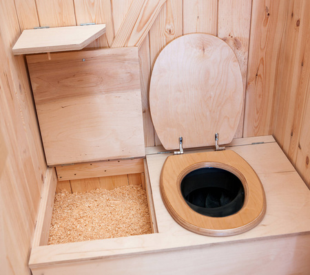 TROBOLO KersaBœm - wooden cabin with composting toilet with 300 l composter