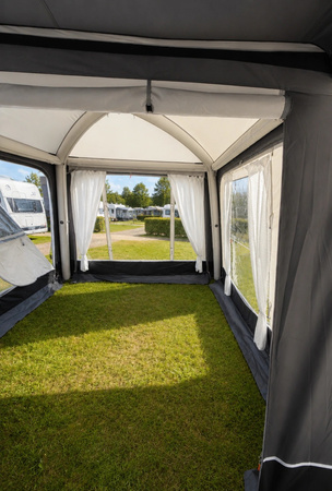 Wolnostojący przedsionek dmuchany CAMPTECH Rubin Air - 300 x 215 x 300 cm, do busa, kampera i przyczepy z podnoszonym dachem, 28,3 kg